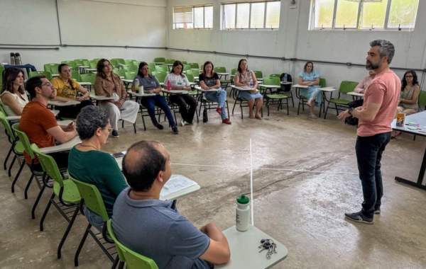 Inauguração de cursinho pré-universitário