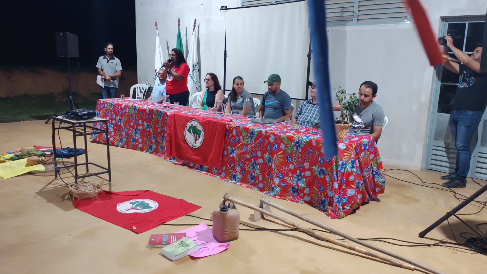 Alunos dos cursos de Alfabetização, Ensino Fundamental e Médio do EJA-EPT têm aula especial em Campo do Meio