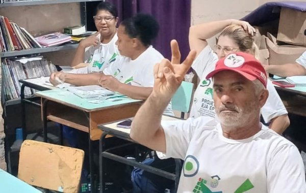 Turma de Alfabetização da EJA em Campo do Meio simboliza novos começos por
meio da educação